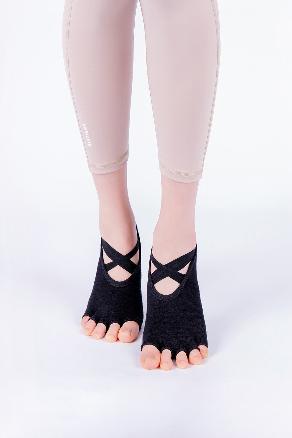 Cross Yoga Socks - Black