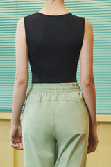 Real Fresh Crop Sleeveless Top - Black