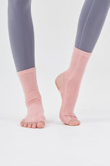 Open-Toe Ankle Yoga Socks - Flamingo Pink
